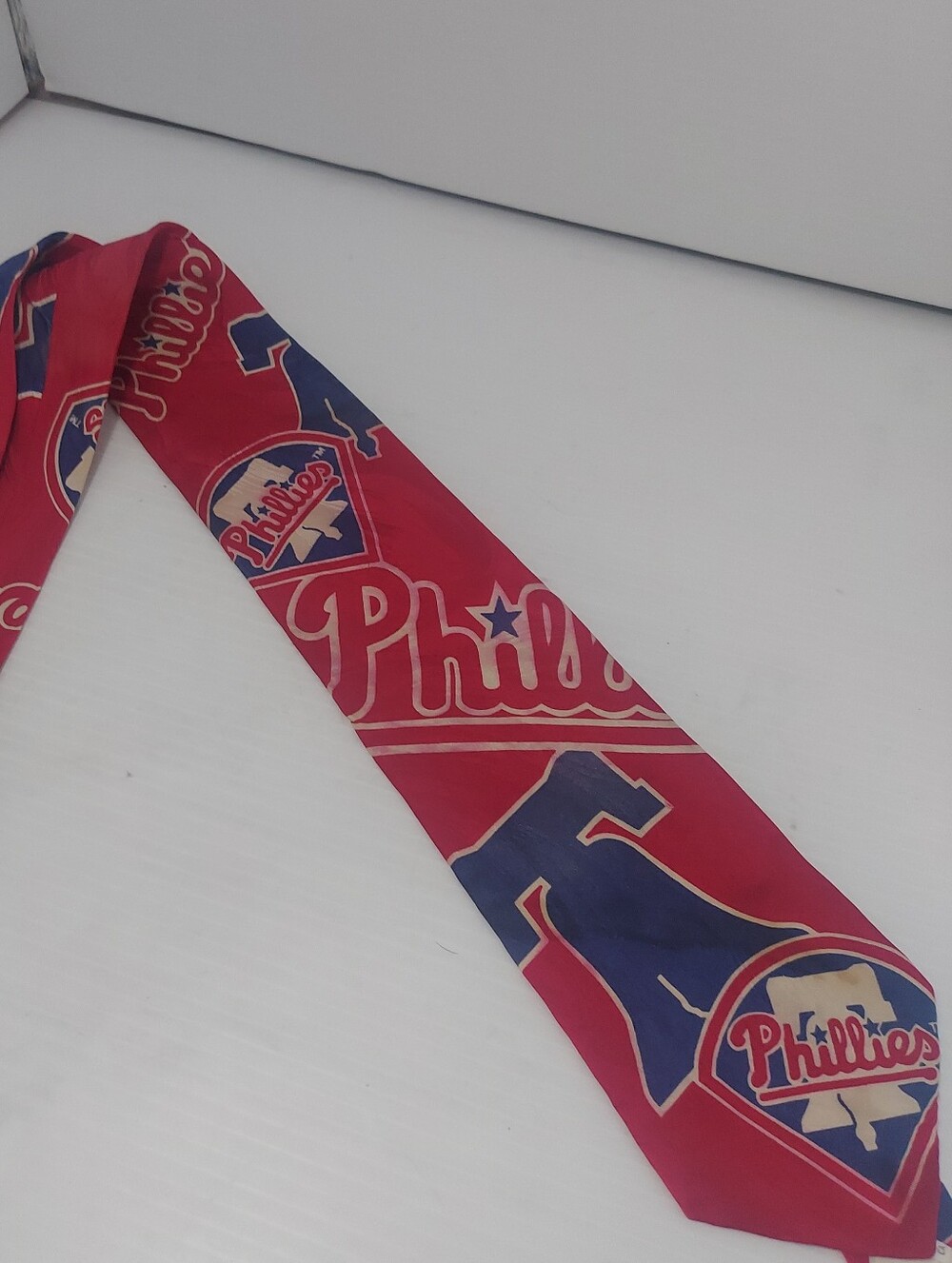 Vintage Philadelphia Phillies Neck Tie Pure Silk Red Officially Licensed MLB
